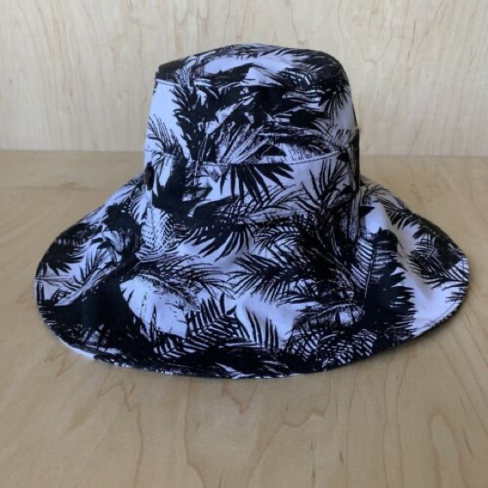 Vince Camuto palm tree hat